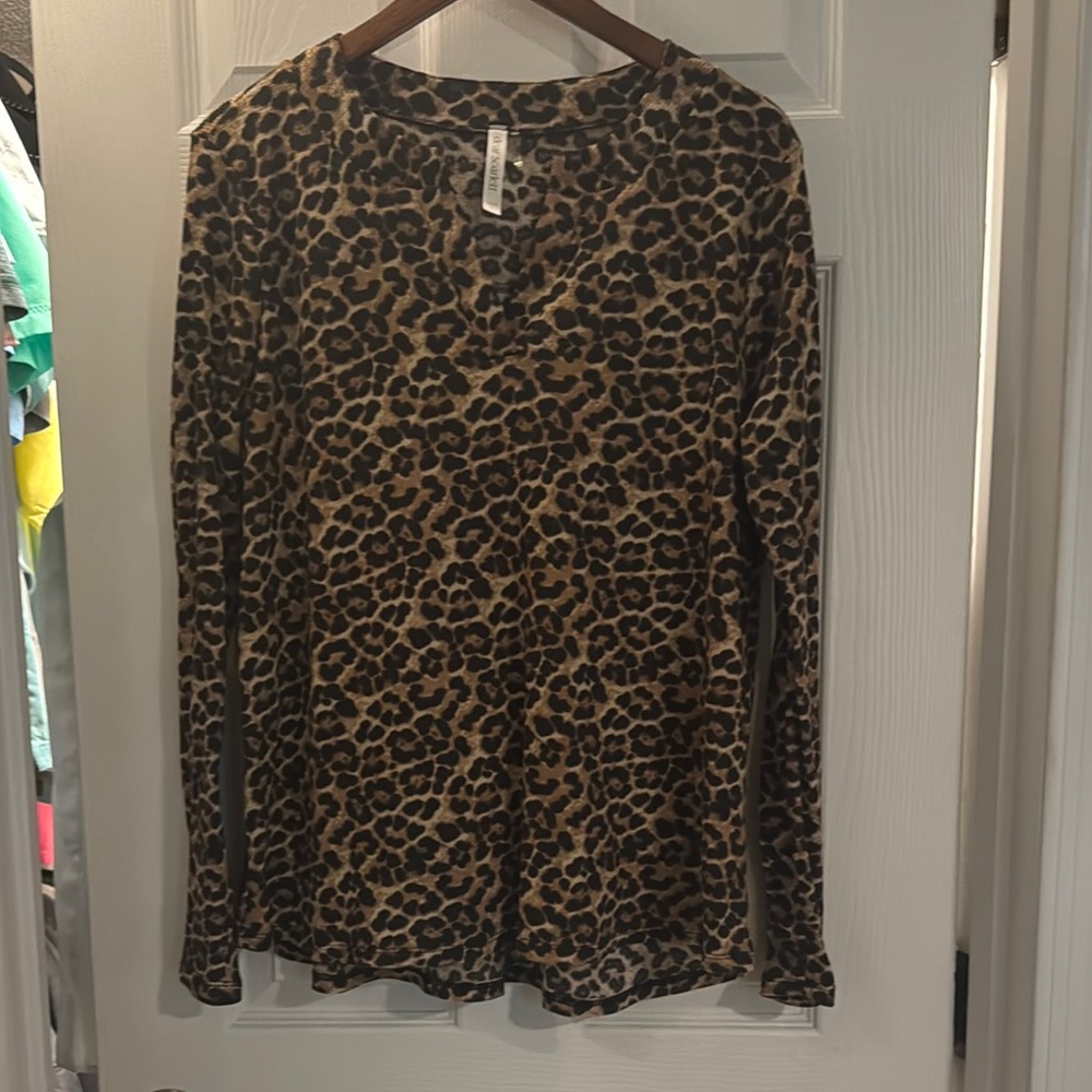 Leopard Print Long Sleeve Top